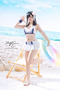 沙滩泳衣【注册可看高清大图】